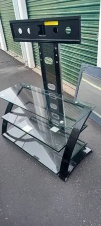 PATIO DINNING SET /AND NICE TV STAND $95.E/O