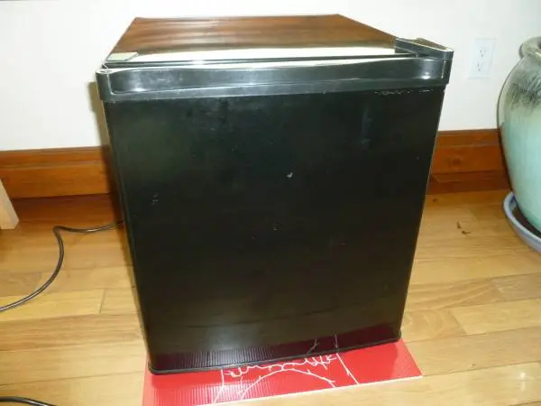 Magic Chef Mini Fridge 1.7 cu ft