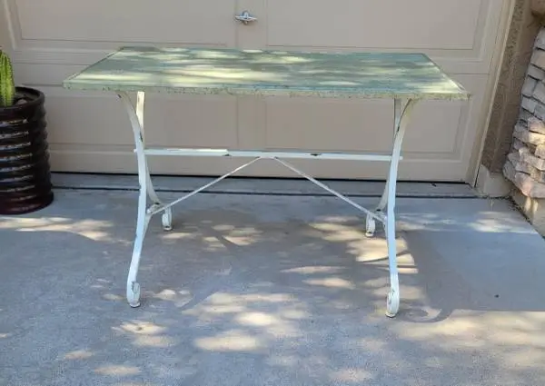 galvanized metal table Farmhouse patio