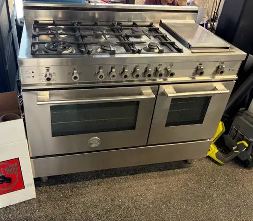 Stainless steel Beetazzoni Stove 48”