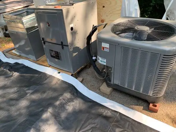 RUUD HVAC Natural gas unit