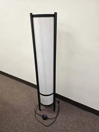 Brand New - Japanese Style Floor Lamp