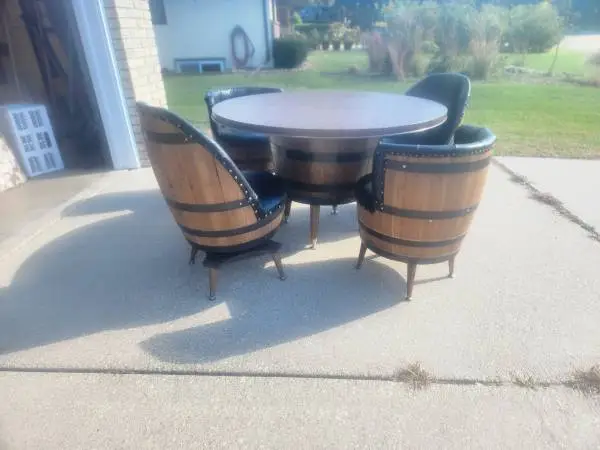 Barrel Chairs and Table set