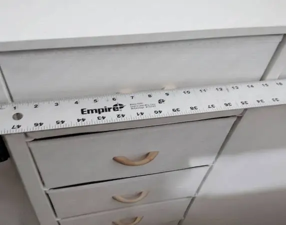 6 white drawers w/ wheels