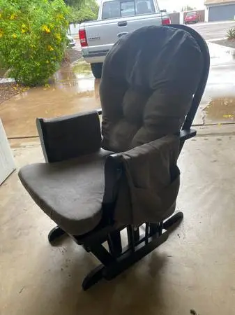 Rocking chair solid wood excellent condition