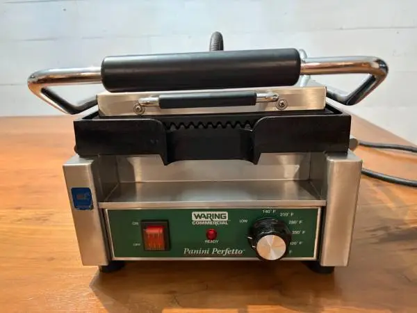 Waring WPG 150 Panini Perfetto Grill
