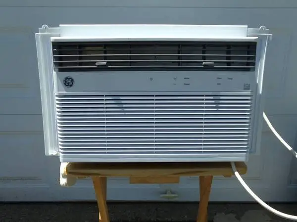 GE Window Air Conditioner 8000 BTU