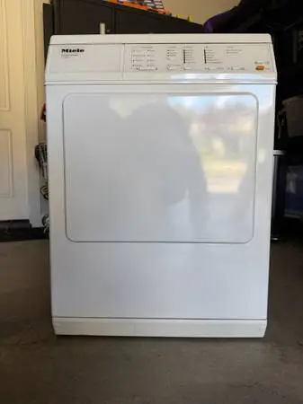 Miele Touchtronic T1413 24 Vented Dryer – Excellent Condition – $325