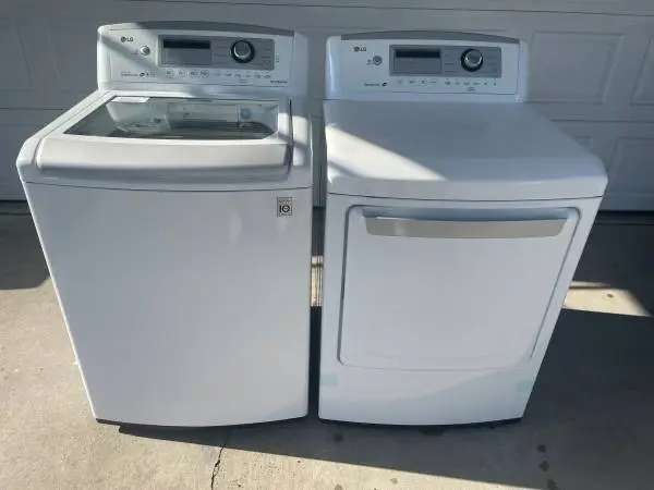 Matching white lg washer and gas dryer