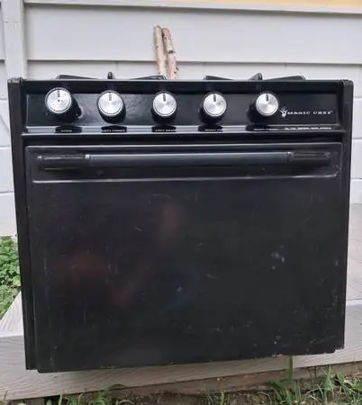 Vintage Magic Chef Gas Range / RV Stove - 4 Burner Black