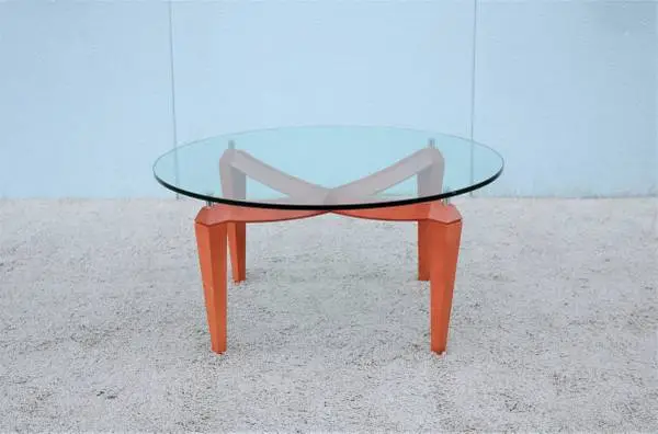 Modern Italian Cherry Wood and Transparent Glass Round Coffee Table