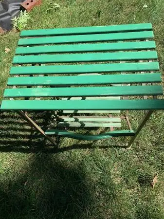 Vintage Magazine Rack / Mini-Table
