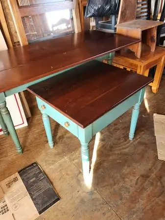 MATCHING SOLID WOOD TABLE SET