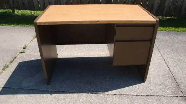 Desk - Steelcase Commercial Grade Locking Desk and Chair