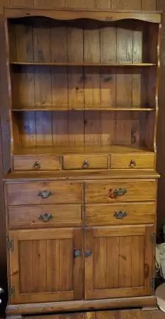 Pine Country Kitchen Hutch