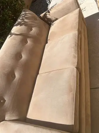 new broyhill couch 75.00