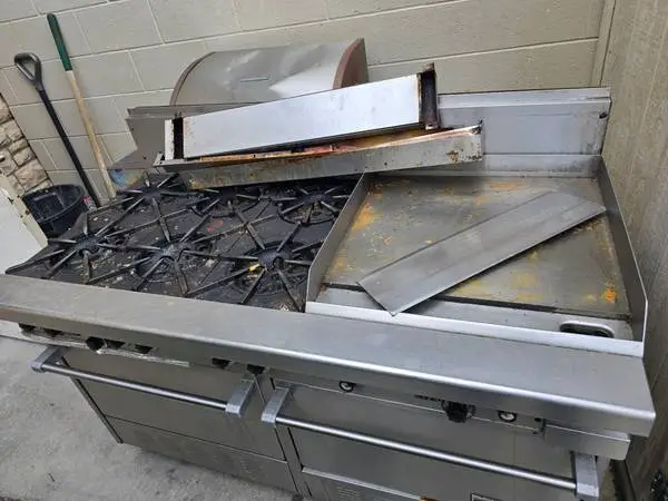 Garland 6 top burner with griddle