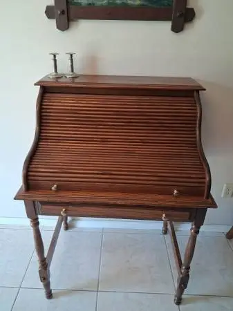 Vintage Secretary S Roll Top Desk.