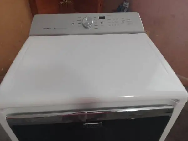 Like new electric dryer, free delivery setup