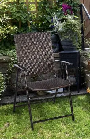 Folding Chairs (2)-Wicker-New