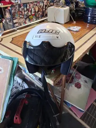 Motor cycle helmets