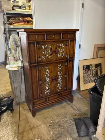 Vintage Korean-style hardwood cabinet, Bandaji storage chest, featurin