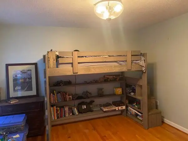Brand New and Handcrafted Loft & Bunk Beds – FREE DELIVERY