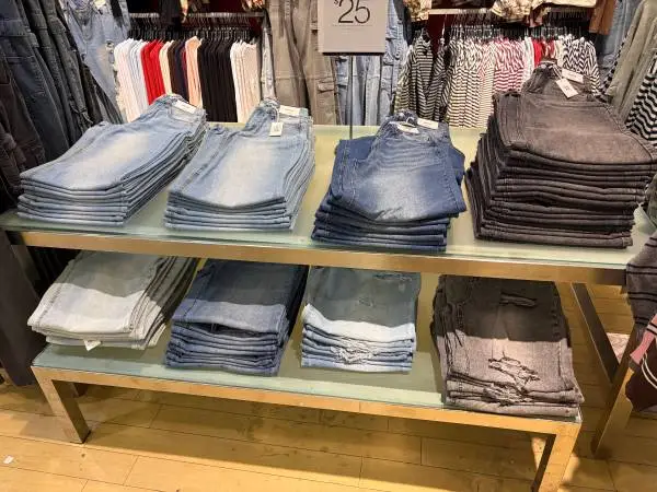 Free Retail Tables and Fixtures