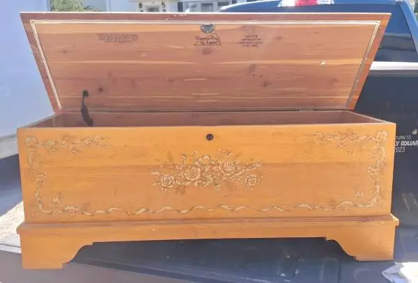 Lane Cedar Chest