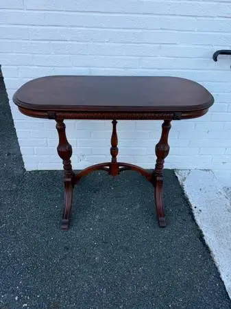 Antique victorian style burled wood side table