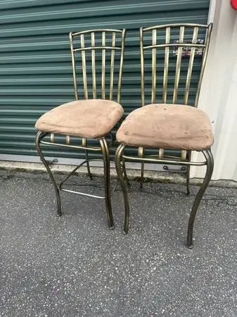 BAR HEIGHT  CHAIRS