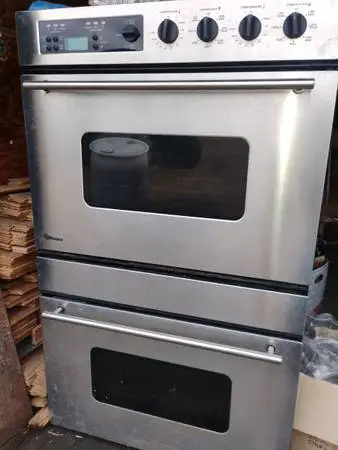 GE Monogram 30in double convection oven