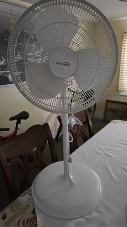 Used HomePointe Oscillating Stand Fan, 3-Speeds, White, 16 In