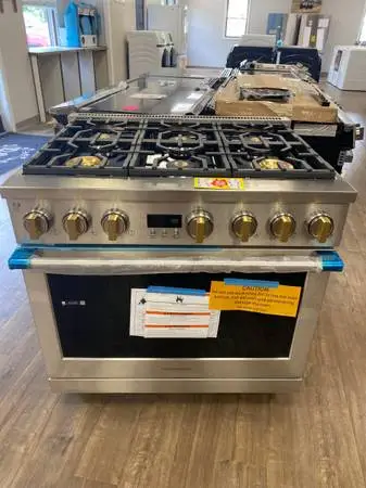 Monogram 36 inch  Stainless Steel  6 burner  Professional  GAS Range
