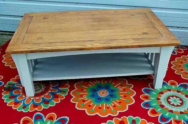 TABLE TV Stand CRT Cocktail Coffee Oak Top White Legs STRONG and HEAVY