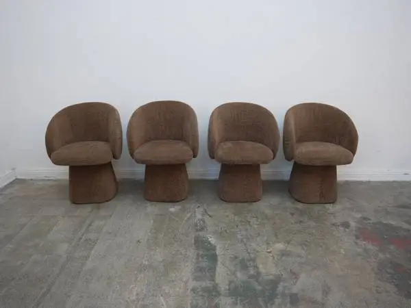 Set of 4 Castlery Cassidy Swivel Chair, (Performance Vermont) Chocolat
