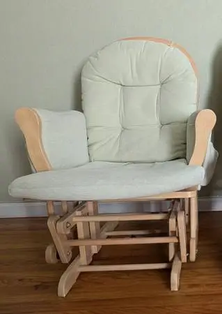 Nursery gliding/rocking chair