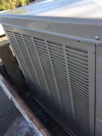 New downdraft swamp cooler 450 Firm cash only can cool 2400 squarefeet