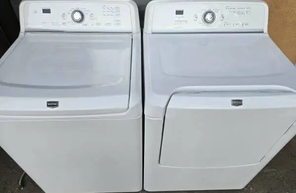 Washer & Dryer - Matching Set - Electric