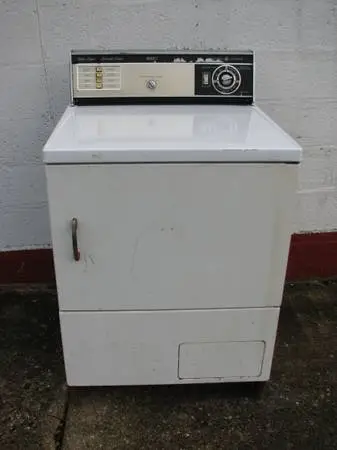 DRYER.....GAS DRYER