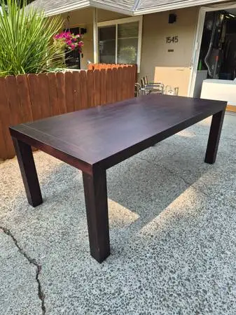 👍Large WORLD MARKET Solid Wood Dining Table-Excellent Condition!