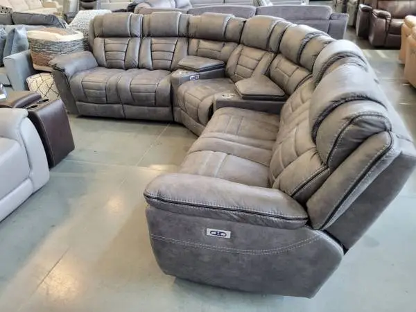 Recliners, Sofas & Sectionals MUST GO!