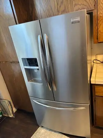 Frigidaire gallery refrigerator delivered installed
