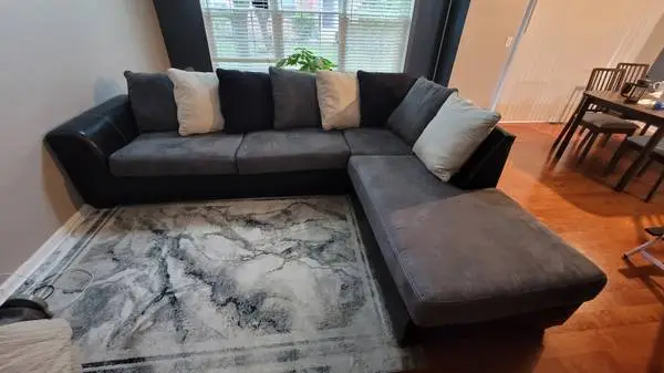 Sectional sofa 400$ obo