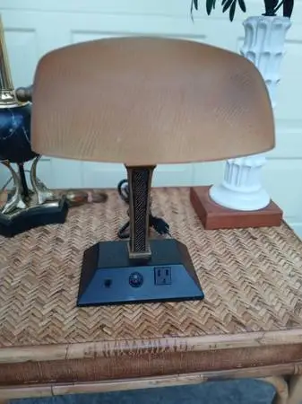 TABLE LAMP /  BANKERS LAMP