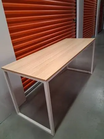 Flat table