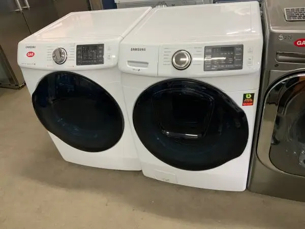 **SAMSUNG WHITE FRONT LOAD, GAS WASHER DRYER SET**ON SALE NOW**