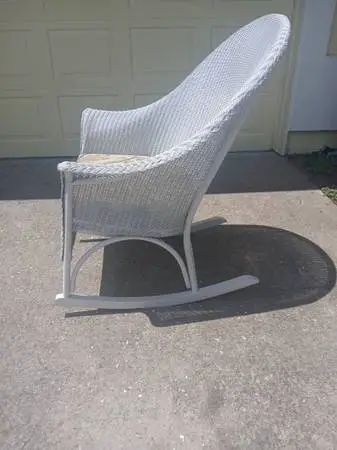 LLOYD LOOM / LLOYD FLANDERS PATIO ROCKING CHAIR
