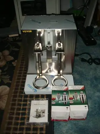 Vevor Cocktail Shaker, NEW!