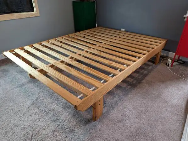Platform bed full size